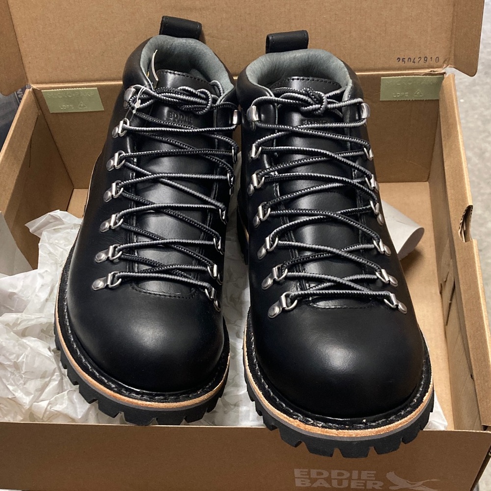 Eddie Bauer Men's Black K6 Hiking Boots - Picture 5 of 6